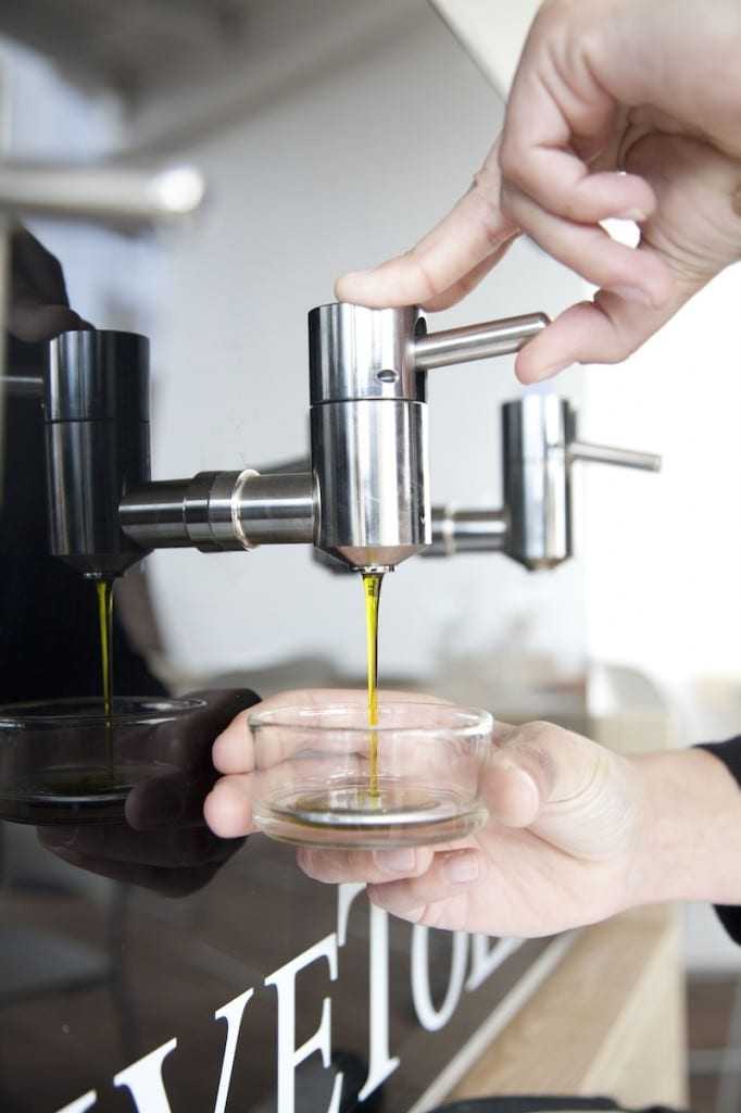 Researchers Studying System for Controlled Olive Oil Distribution